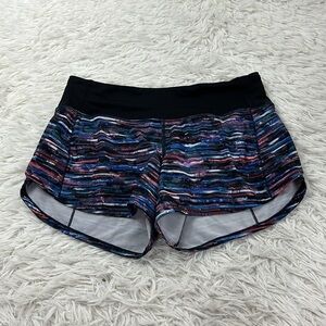 Lululemon Speed Up Short Long 4" Hinshu Alpine White Multi / Black